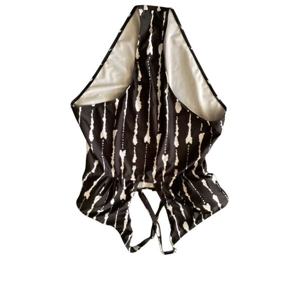 Swimsuit  - Picture 7 of 8